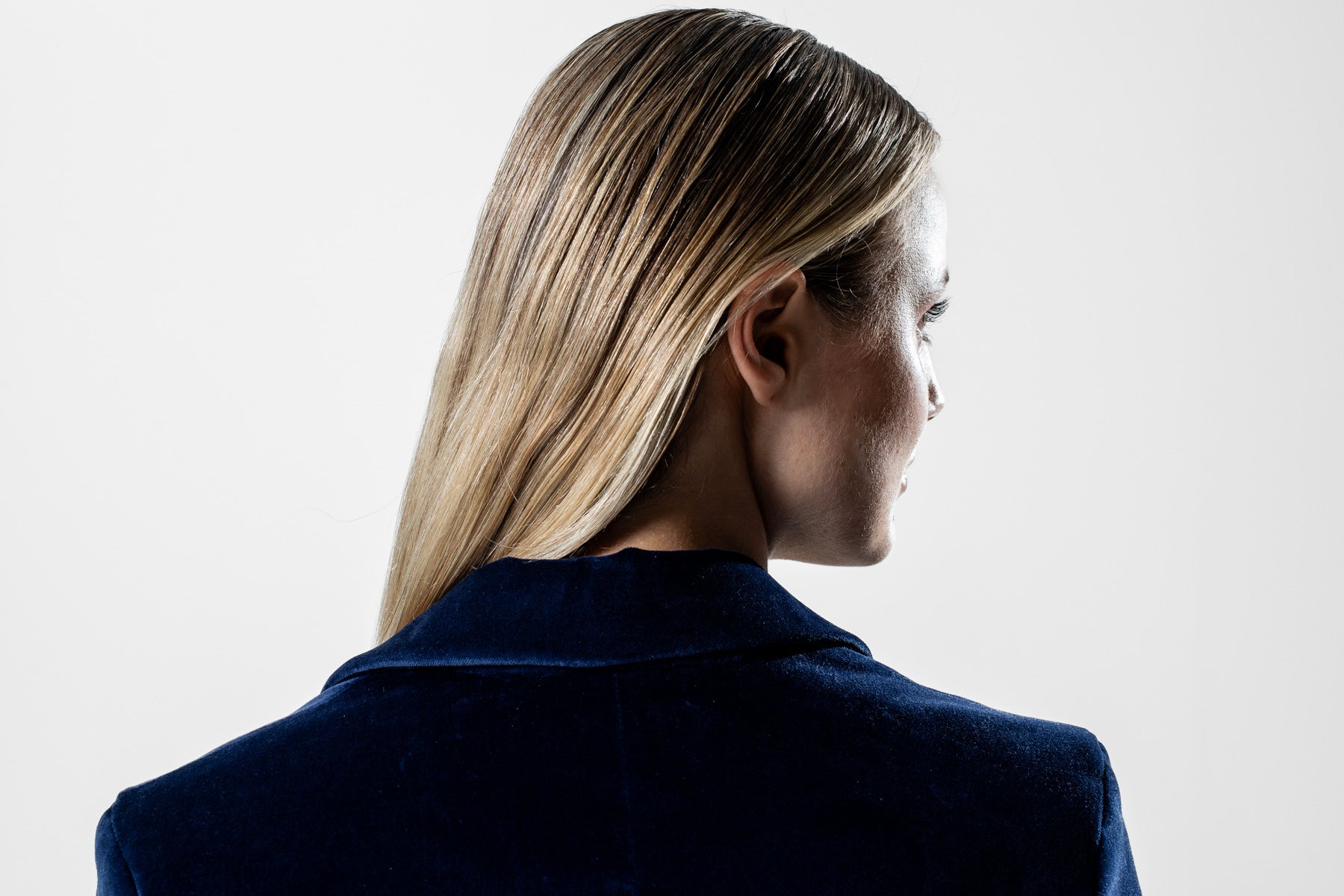 Lily INDACO Velvet Blazer
