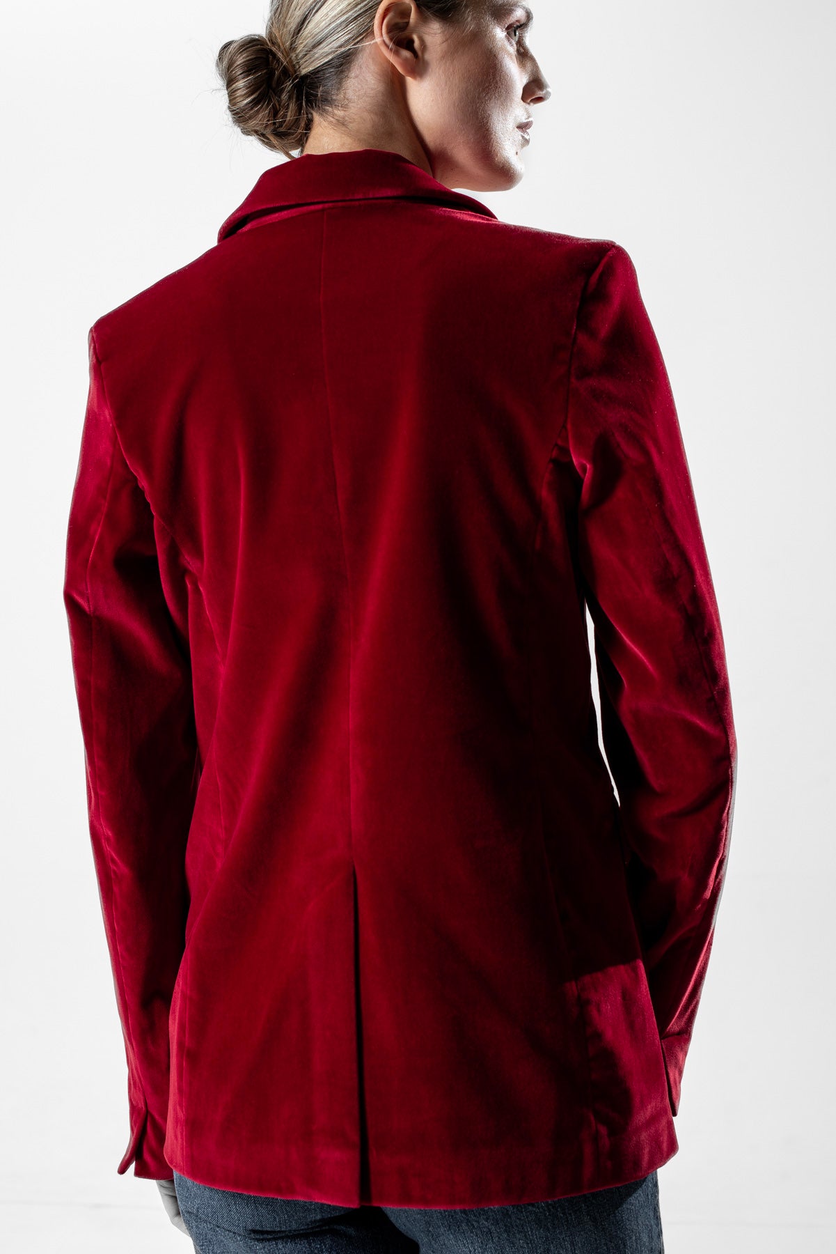 Lily ROSSO Velvet Blazer